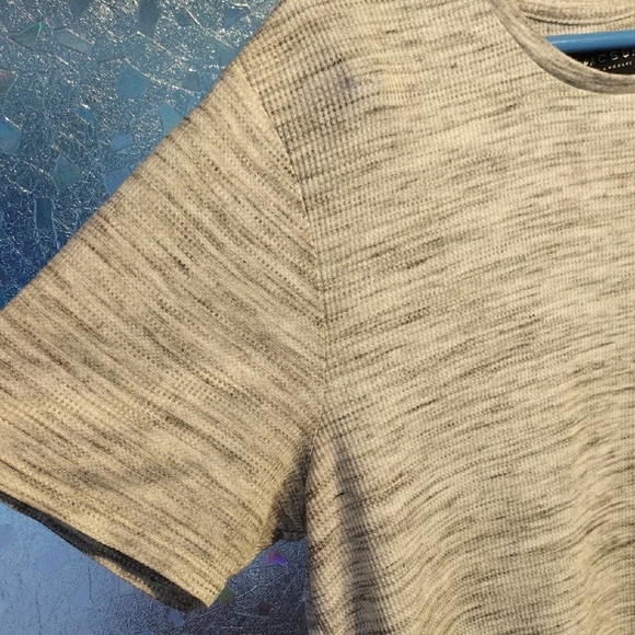 PacSun Light Gray Short Sleeve Tee - Picture 4 of 11